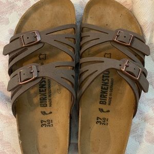 Narrow Birkenstocks
